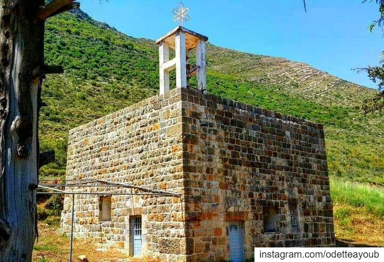 كنيسة مار موسى... (Besri, Chouf)