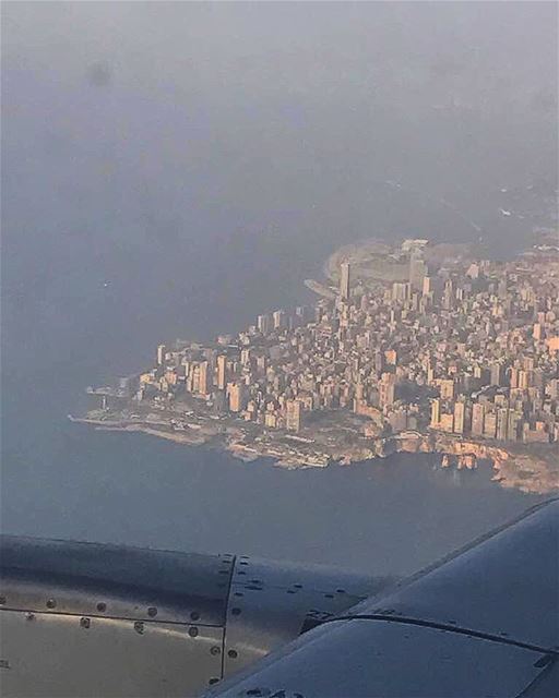 ل  بيروت من قلبي سلام لبيروت 💙✈️..  lebanese  lebanon_hdr ... (Beirut, Lebanon)