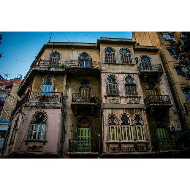 لإنو سوليدير شوهت هوية بيروت، ما تنتخب لوايح السلطة old  buildings ... (Basta al tahta)