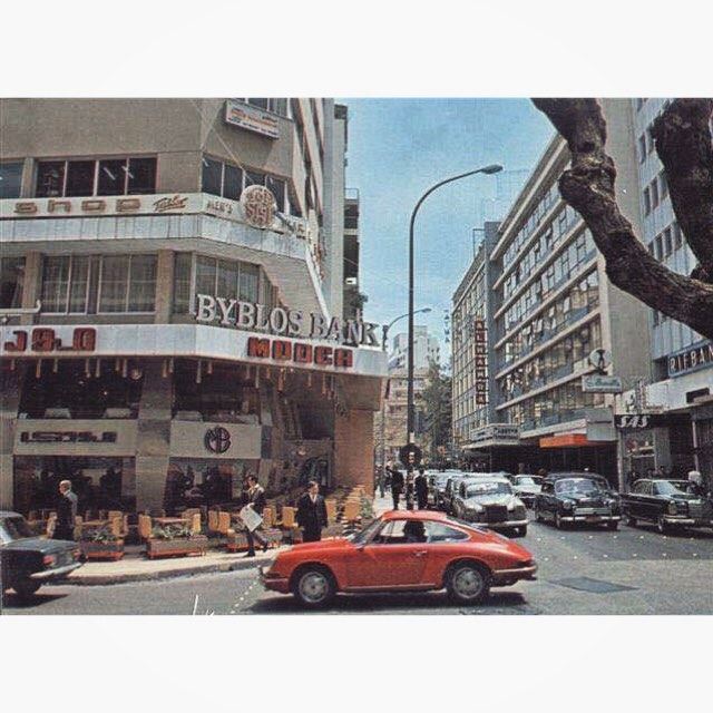 لبنان بيروت شارع الحمرا عام ١٩٧٤