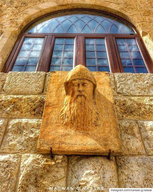 ما بيكفي تعرف الطريق تا توصل، لازم تمشي عليها..-القديس شربل-...📍Saint... (Mazar Saint Charbel-Annaya)