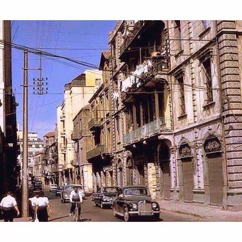 من الجميزة ومبانيها التراثية الجميلة ذات صباح هادىء سنة 1964.