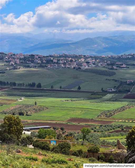 من  القليعة لبلدة  الخيام لجبل حرمون ♥️ lebanon  livelovelebanon ... (El Qlaïaâ, Al Janub, Lebanon)