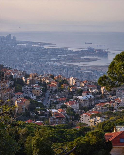 ‎من تحبّ ليس نصفك الآخر.. هو أنت كلّك، في مكانٍ آخر.. في نفس الوقت - جبران... (Broummâna, Mont-Liban, Lebanon)