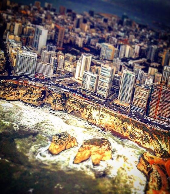 من قلبي سلامٌ لبيروت ☘️🏞🔭 (Photo credit : Yussouf Khaizaran )   لبيروت  ف (Beirut, Lebanon)