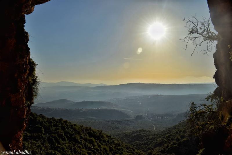 من لا يجد في نفسه شجاعة المخاطرة لن يحقق  شيئا في حياته.. .... lebanon... (South Governorate)