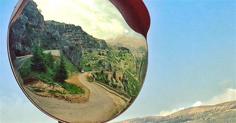 من مفرق الوادي...  bcharre  livelovebcharre ... (Kadisha Valley)