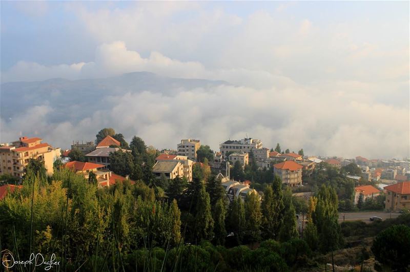 مين متشرن غيري؟... (Ehdène, Liban-Nord, Lebanon)