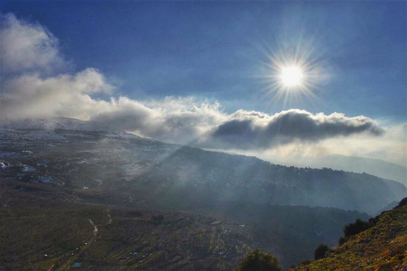 نظرك المشعّ يضيء وجوه الكائنات يبارك داخلها ويحرّك قلوب ذرّاتها كلّ نبضة... (Ehden, Lebanon)