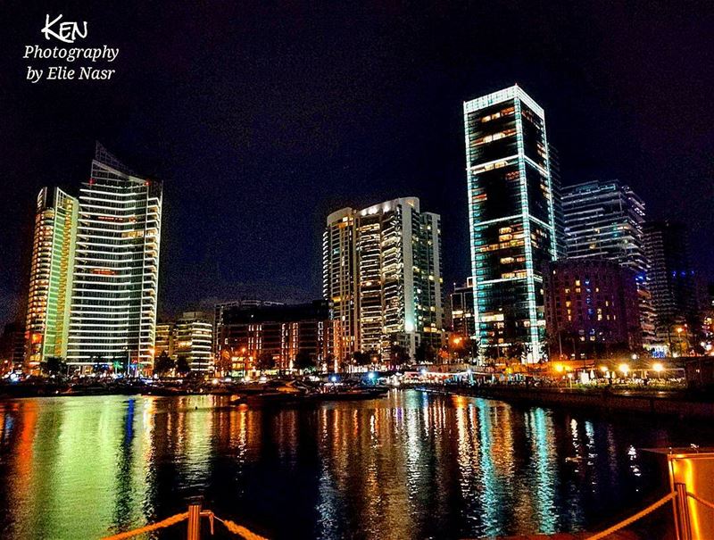 ...نعترف أمام الله الواحد نعترف أنّا كنا منك نغار وكان جمالكِ يؤذينا ب (Beirut Central District)