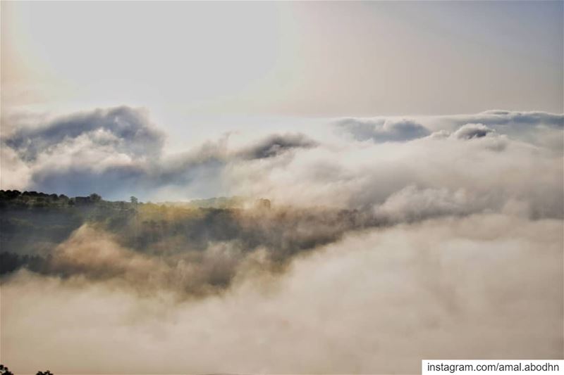 نيحا.. ☀☁👌👌...... lebanon  photography  photographylovers ... (Niha, Al Janub, Lebanon)