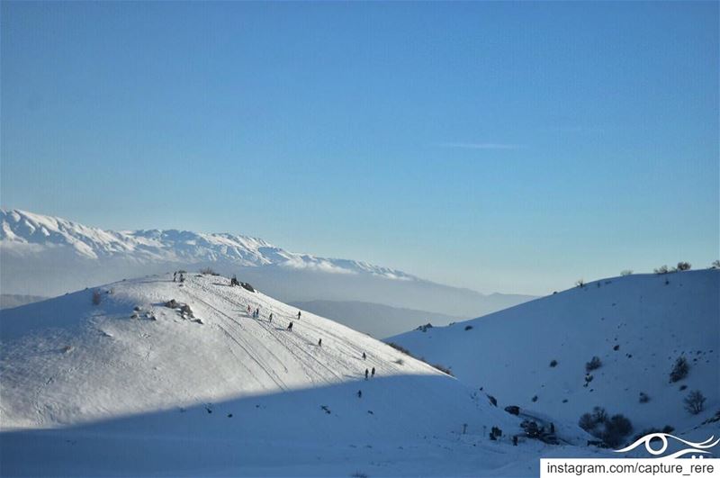 و لم نكن نعلم ان تزلجنا كان يعني انحدارنا.ريم مرعي🖤 whatsupplebanon ... (معاصر الشوف)