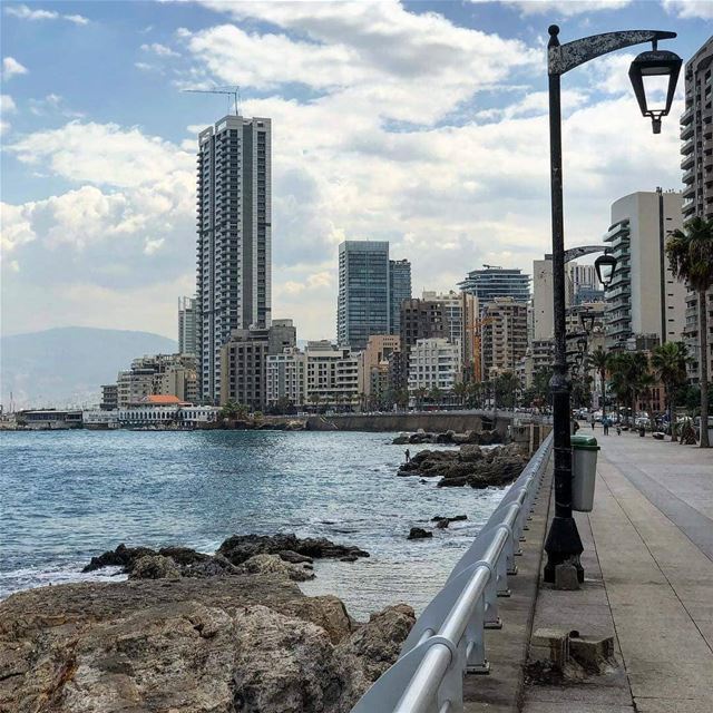 واجهة  بيروت البحرية  Beirut  Lebanon  travel  byblos  jouniehBy Nicola...