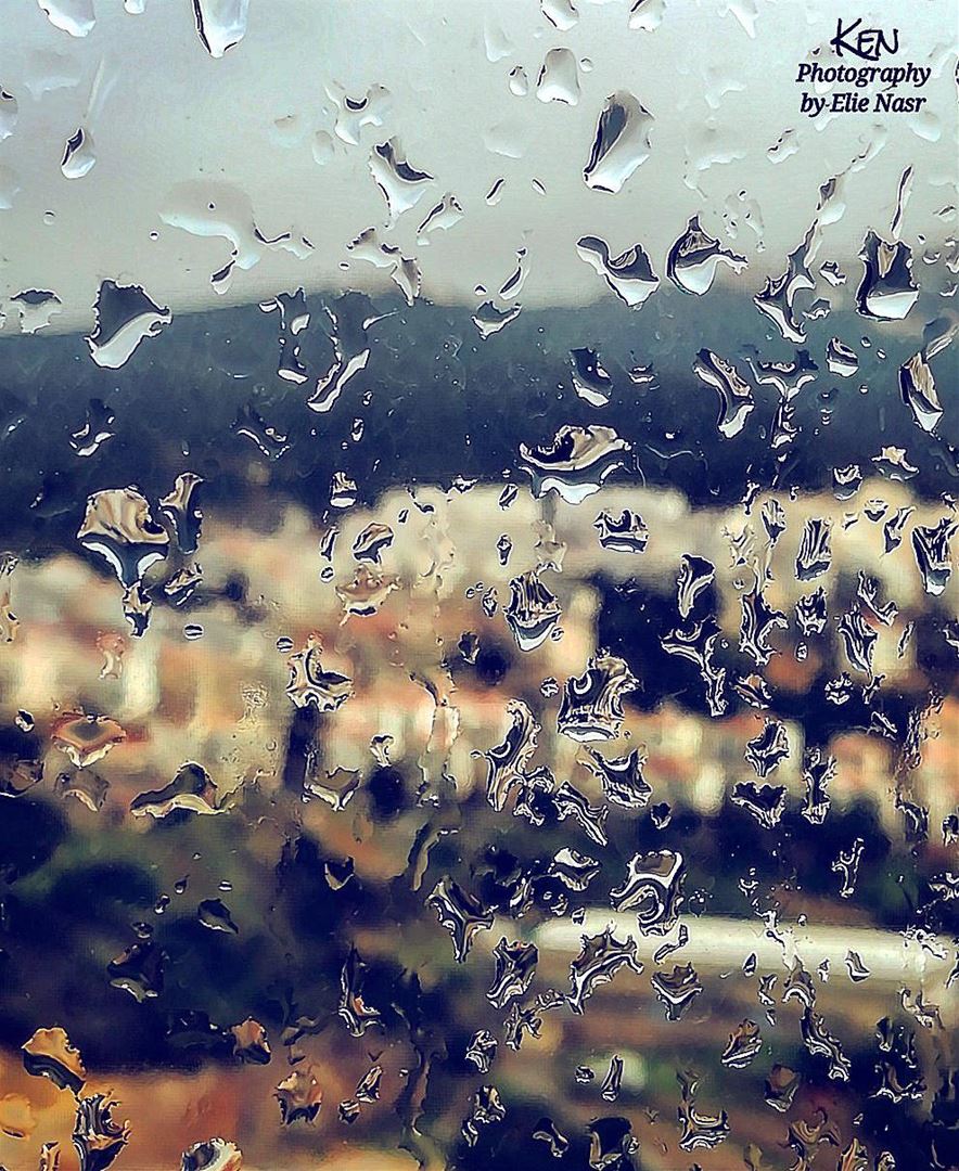 ...والمطر الأسود في عيني يتساقط زخّات زخّات يحملني معه يحملني لمساء ورد (Fanar, Mont-Liban, Lebanon)