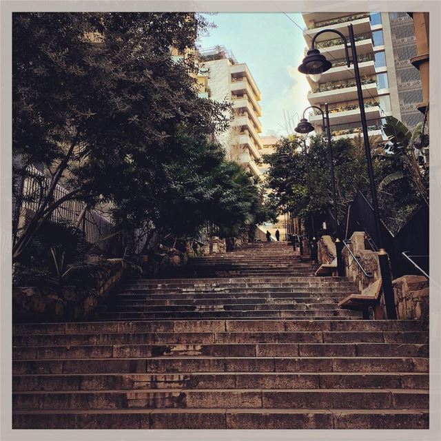 ويروح وينساها... (Achrafieh, Lebanon)