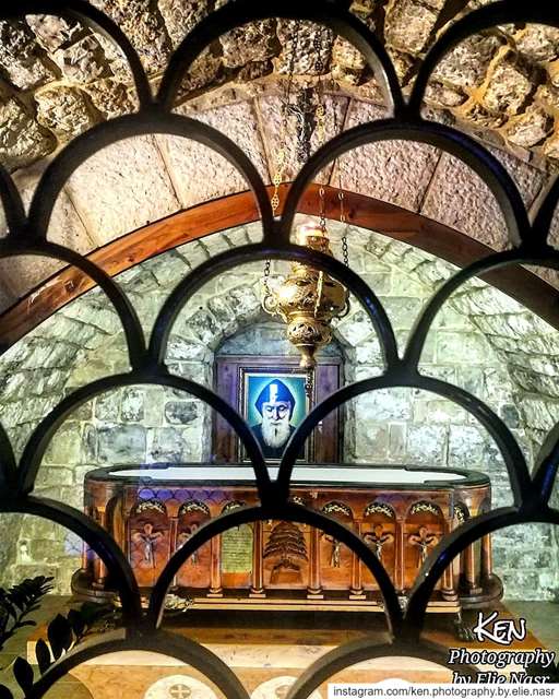 يا شربل احمينا saintcharbel  protect  lebanon🇱🇧  aanaya ... (Anaya St Carbel)