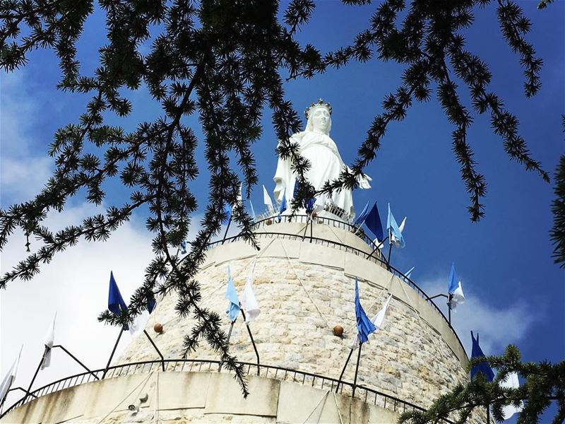 يا مريم، يا ارزة لبنان... ourladyoflebanon  prayforus protectus protect... (سيدة لبنان حريصا)