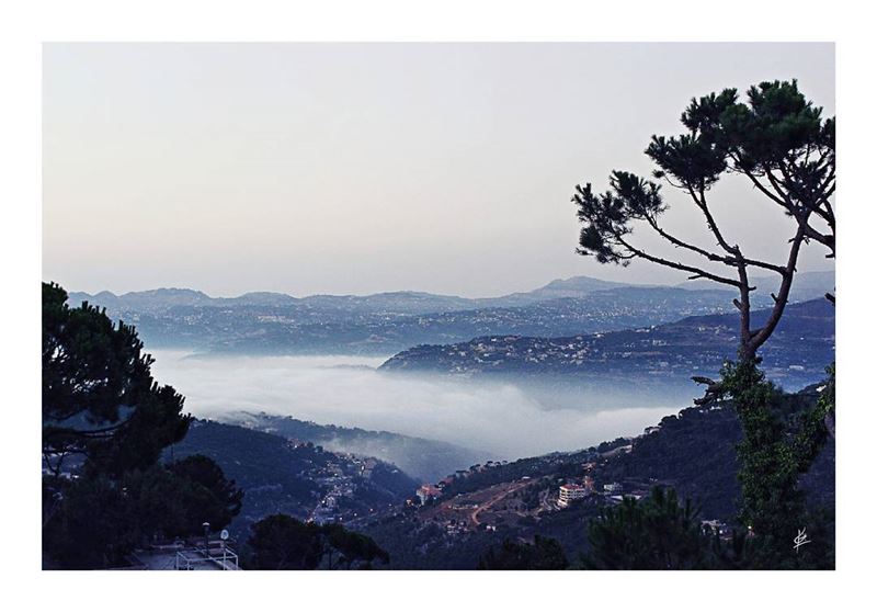 "ᴛʜᴇ ʙᴇsᴛ ᴠɪᴇᴡ ᴄᴏᴍᴇs ᴀғᴛᴇʀ ᴛʜᴇ ʜᴀʀᴅᴇsᴛ ᴄʟɪᴍʙ" (Lebanon)