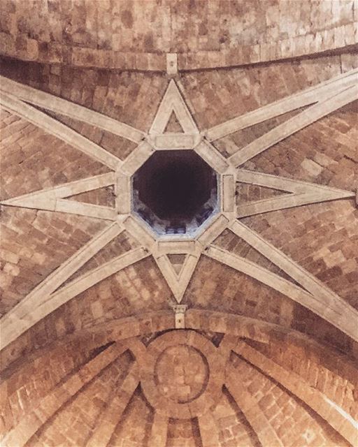 ⭐️ g o o d  n i g h t ⭐️ ....... architecture  archidaily ... (Eglise St. Estephan Batroun)