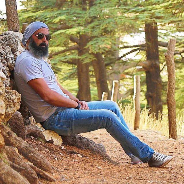 🙋🏻‍♂️ Have a great weekend.  me  cedars  arz  sitting  livelovenature ... (Cedars of God)