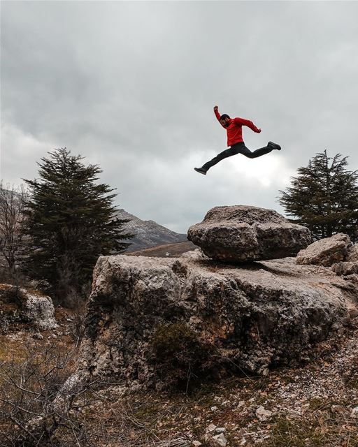 🏃🏻‍♂️  jubranjumps ..... lifeofadventure  folkmagazine  ... (Lebanon)