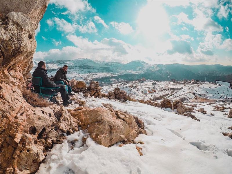 ☀️.......... lebanon  faraya  snow  mountains  sunnyday  hiking... (Faraya, Mont-Liban, Lebanon)