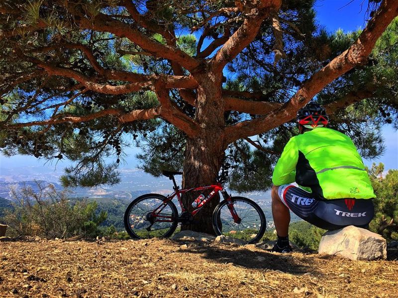 🚴🏼🔝☀️🌳🇱🇧 (Qarn Aïtou)