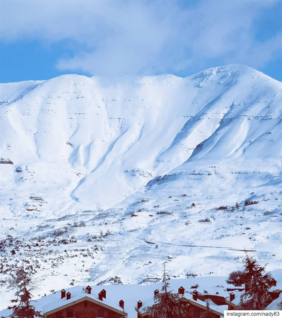 🏔️.. skitouring lebanon snow  ski  instagood  webstapick ...