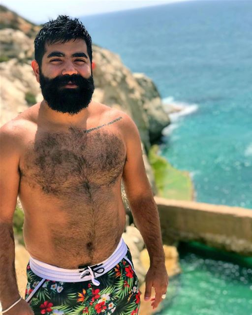 🧔🏾☀️🌊  summer lebanon  photooftheday  beard  beardedmen  bearded ... (الناقورة / Al Naqoura)