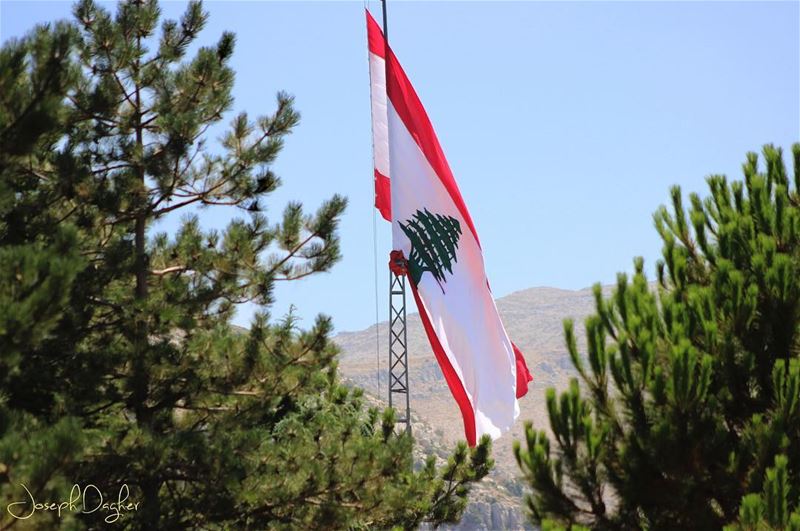 ❤️ لبناني وافتخر ❤️... (Saydet El Hosn - Ehden)