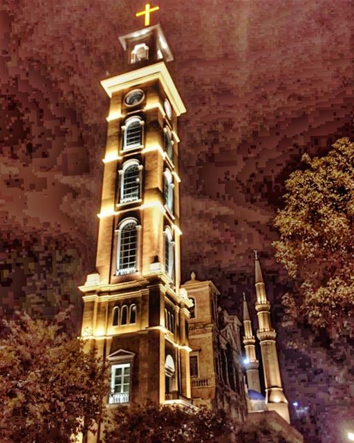 ✝️☪️ god  for  all  love  lebanon🇱🇧  hdrphotography  ig_lebanon ... (Downtown Beirut)