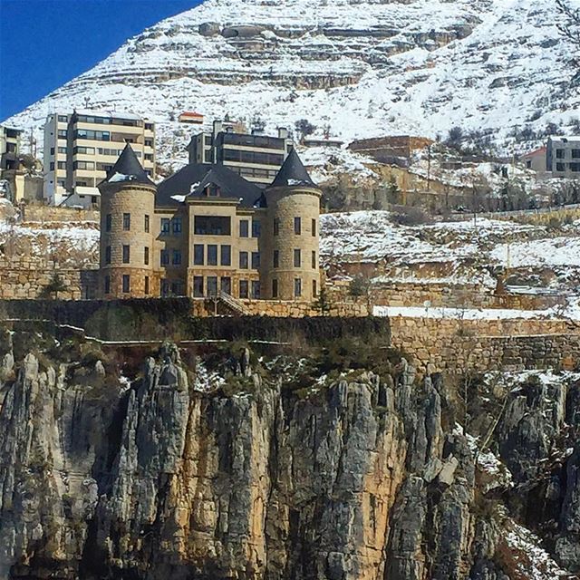 ▪️🏰▪️....... picoftheday  photooftheday  view  faraya  travel ... (Faraya, Mont-Liban, Lebanon)