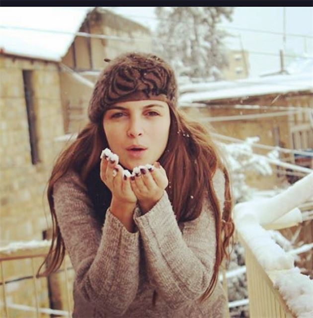 😊❄️⛄️  tb  tbt  throwback  lastyear  lastwinter  snow  home  mountleb ...