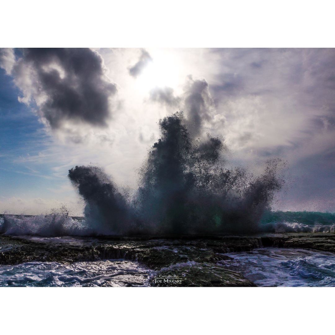➡️➡️➡️  sea  seawaves  waves  lebanon  beautifullebanon  nationalart ...