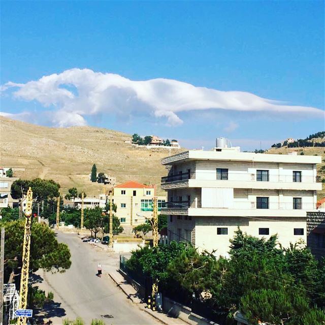❤️🙏🏼☀️☁️☁️☁️  onlyfiliban  godbless  clouds  lebanon  sawfar  mountain ... (Sawfar, Mont-Liban, Lebanon)